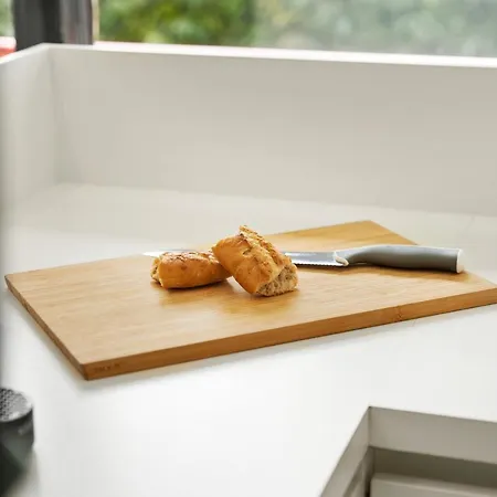 Sasea - Ground Floor With Garden *