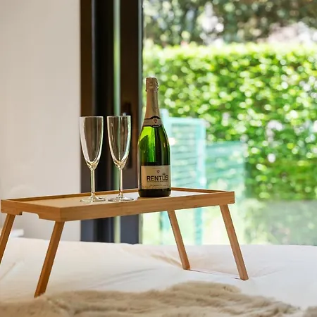 Sasea - Ground Floor With Garden *