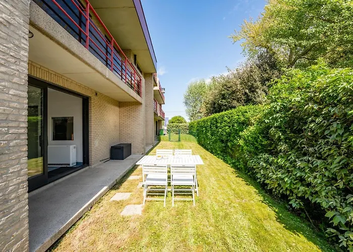 Sasea - Ground Floor With Garden 아파트 *